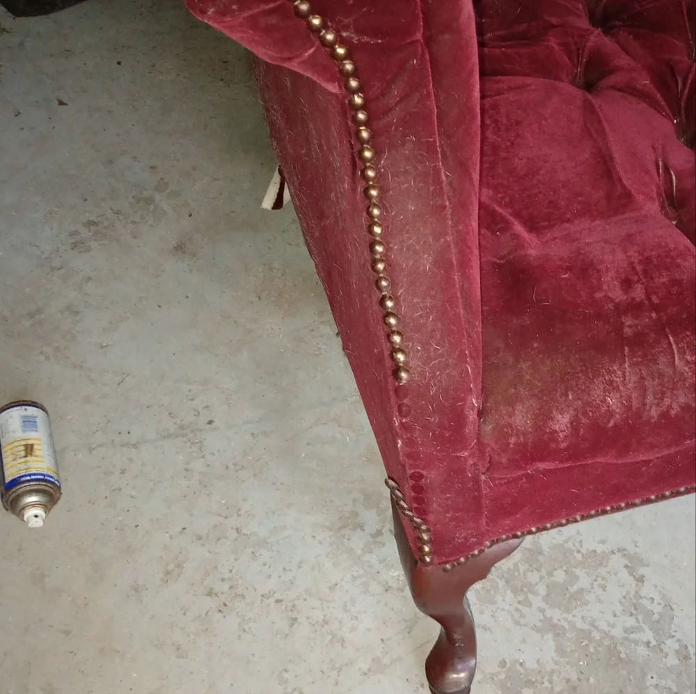 Red Tufted Velvet Furniture Cover